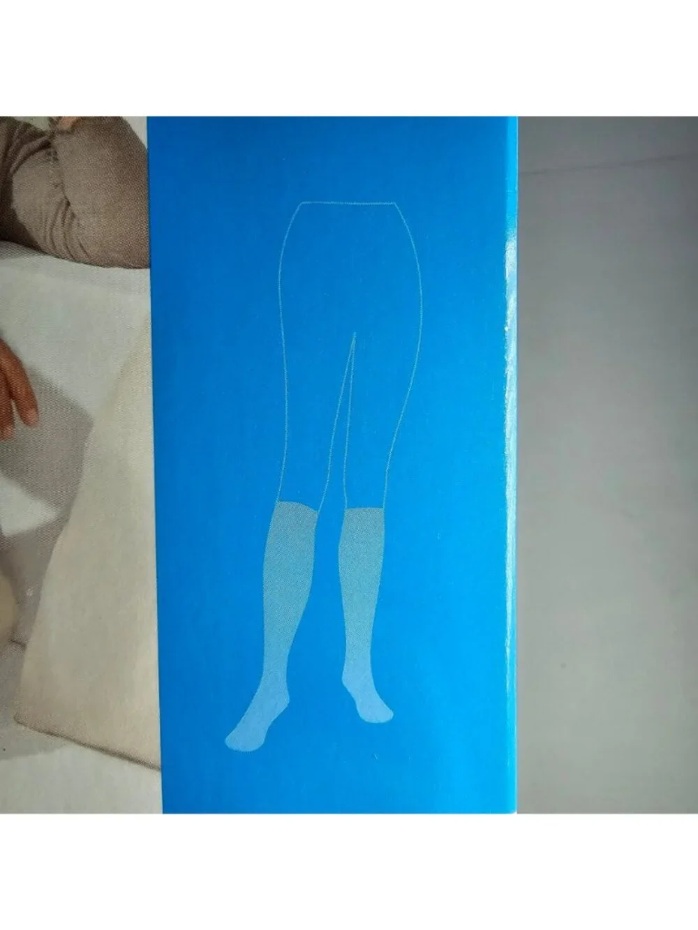 Jobst SoSoft Medical Gradient Compression Socks NEW Ribbed Knee High Size L Tan